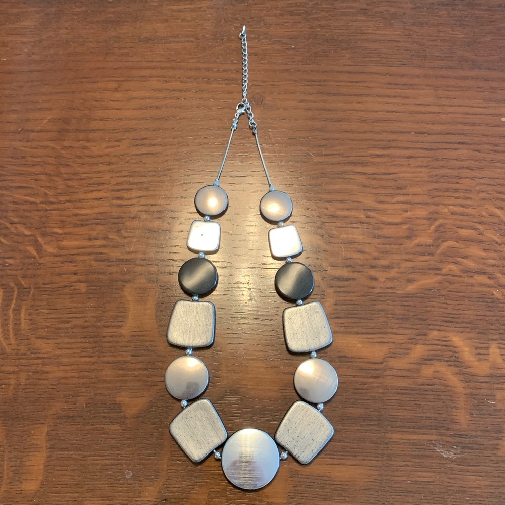 Women’s Handmade Metallic Beaded Necklace